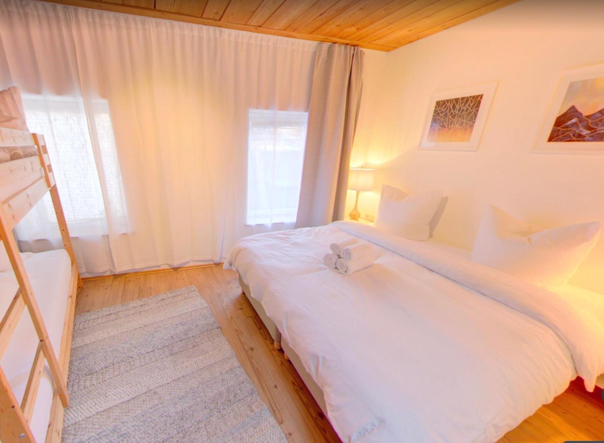 Dmg - 'Large, Luxurious Ground Floor' Apartment Фулпмес Екстериор снимка