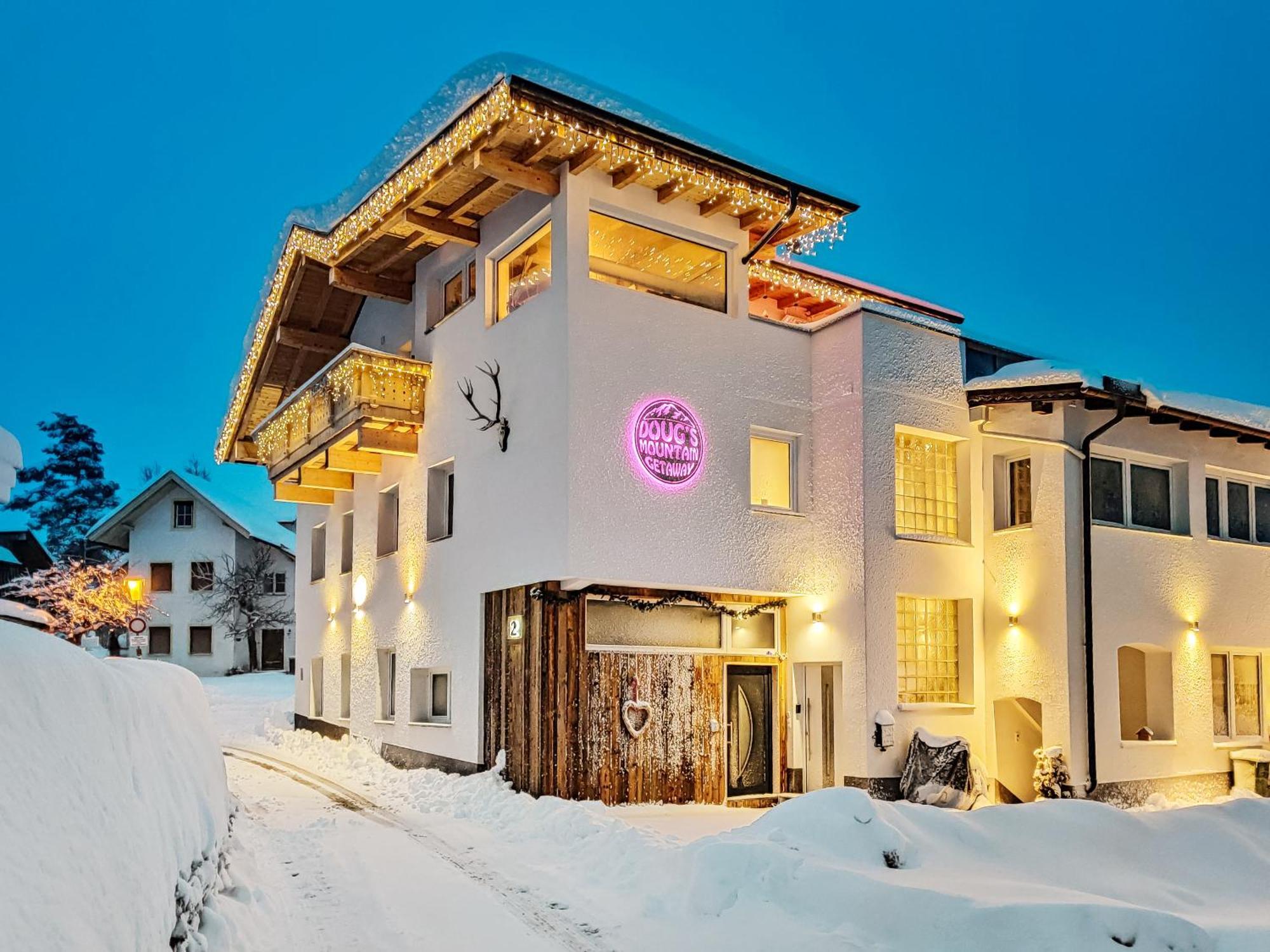 Dmg - 'Large, Luxurious Ground Floor' Apartment Фулпмес Екстериор снимка